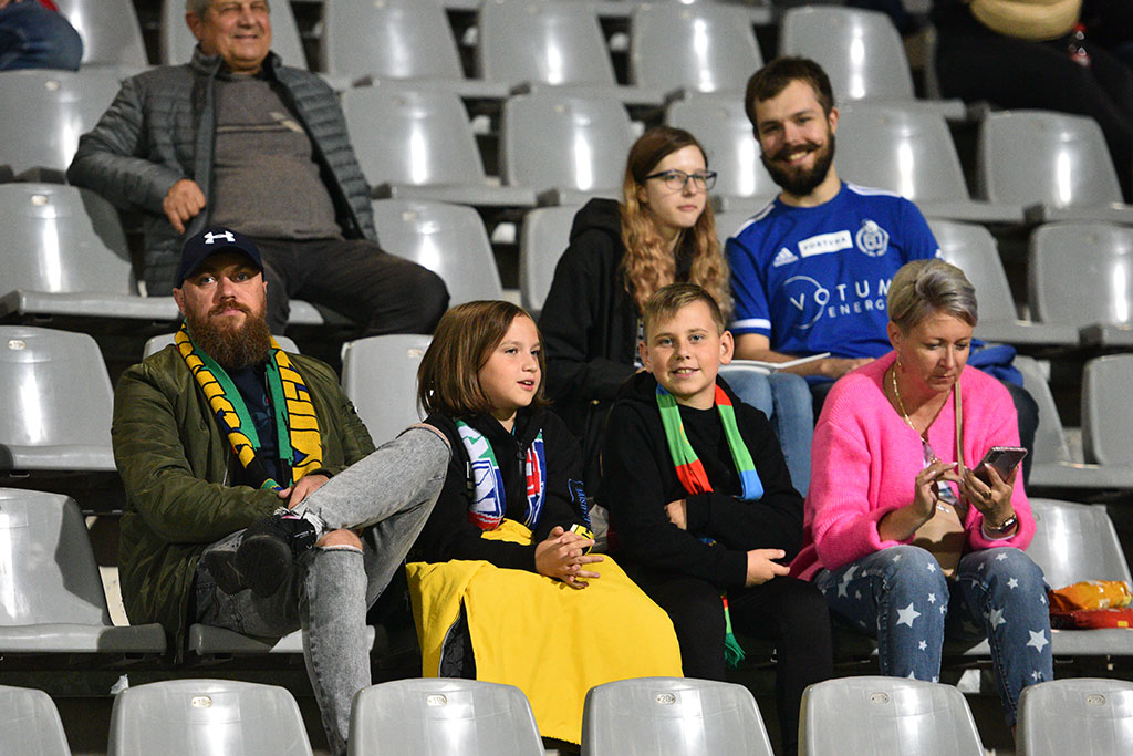 Kibice na meczu Miedź – GKS Jastrzębie. Znajdź się na zdjęciach