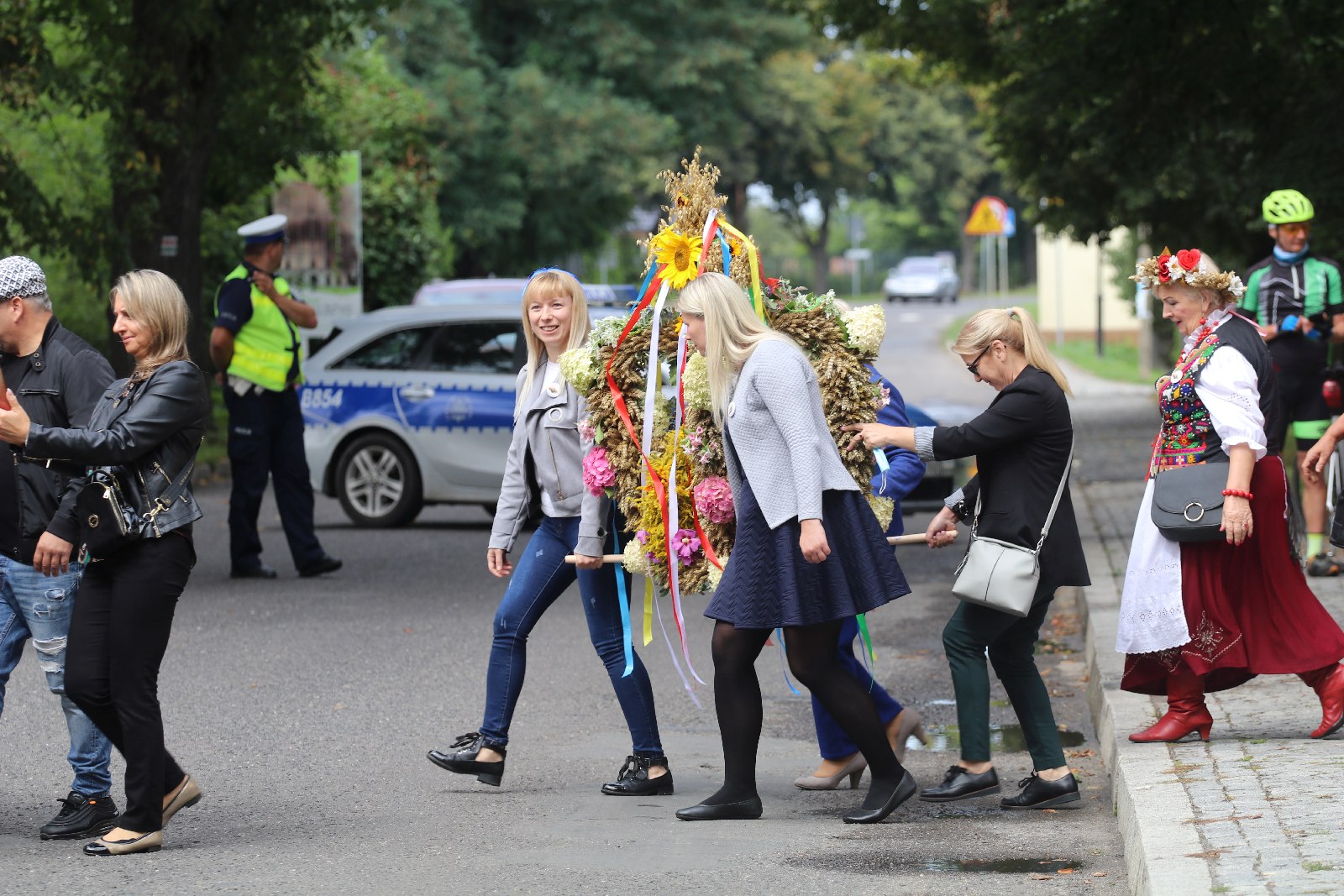 Dożynki w Legnickim Polu pełne radości i dobrej zabawy