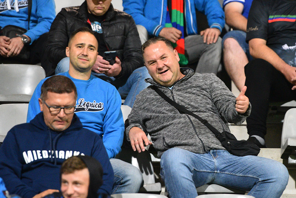 Kibice na meczu Miedź – GKS Jastrzębie. Znajdź się na zdjęciach