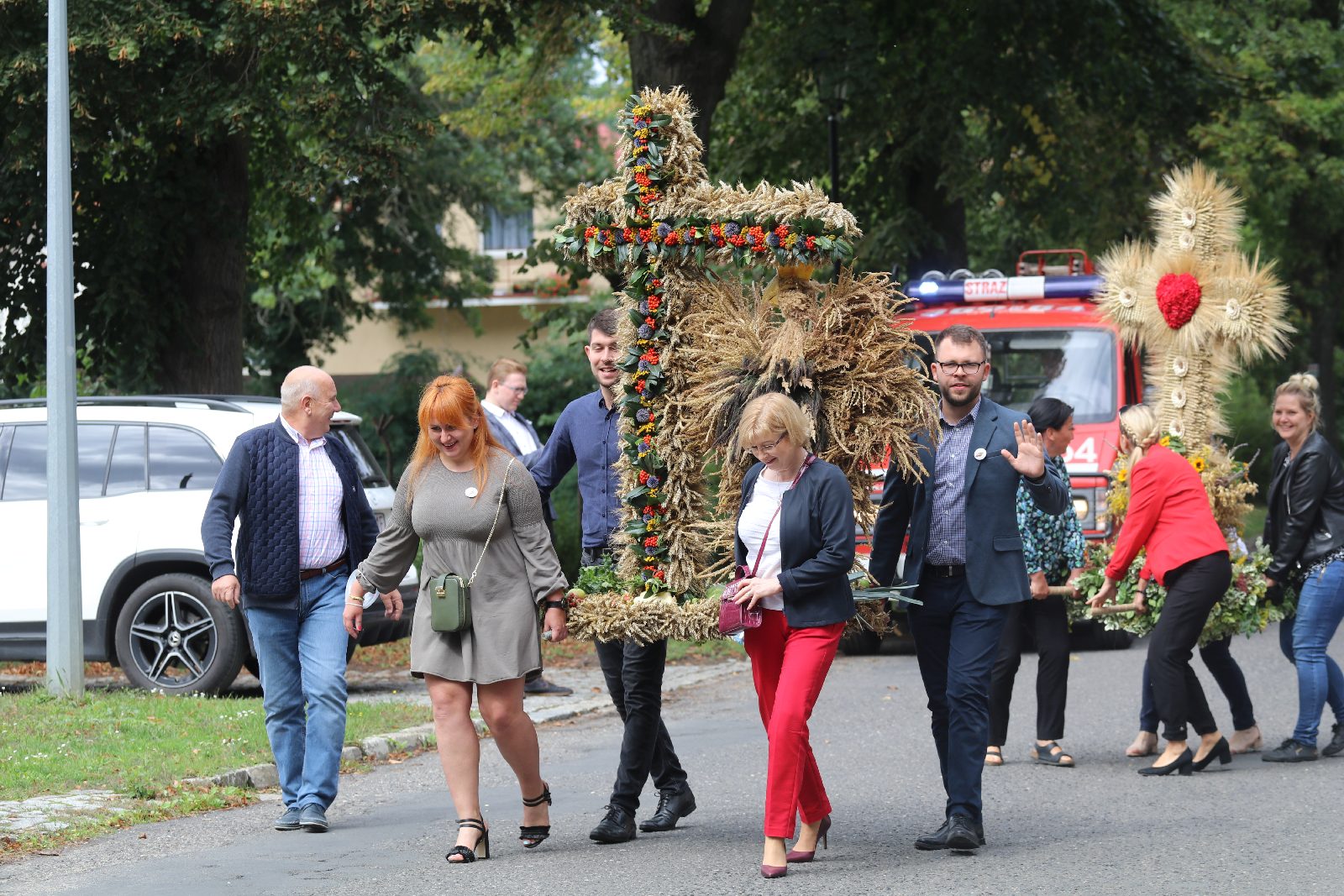 Dożynki w Legnickim Polu pełne radości i dobrej zabawy
