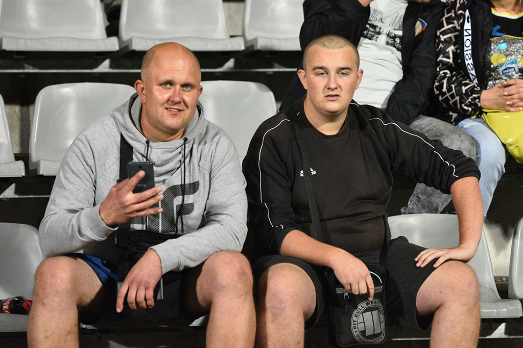 Kibice na meczu Miedź – GKS Jastrzębie. Znajdź się na zdjęciach