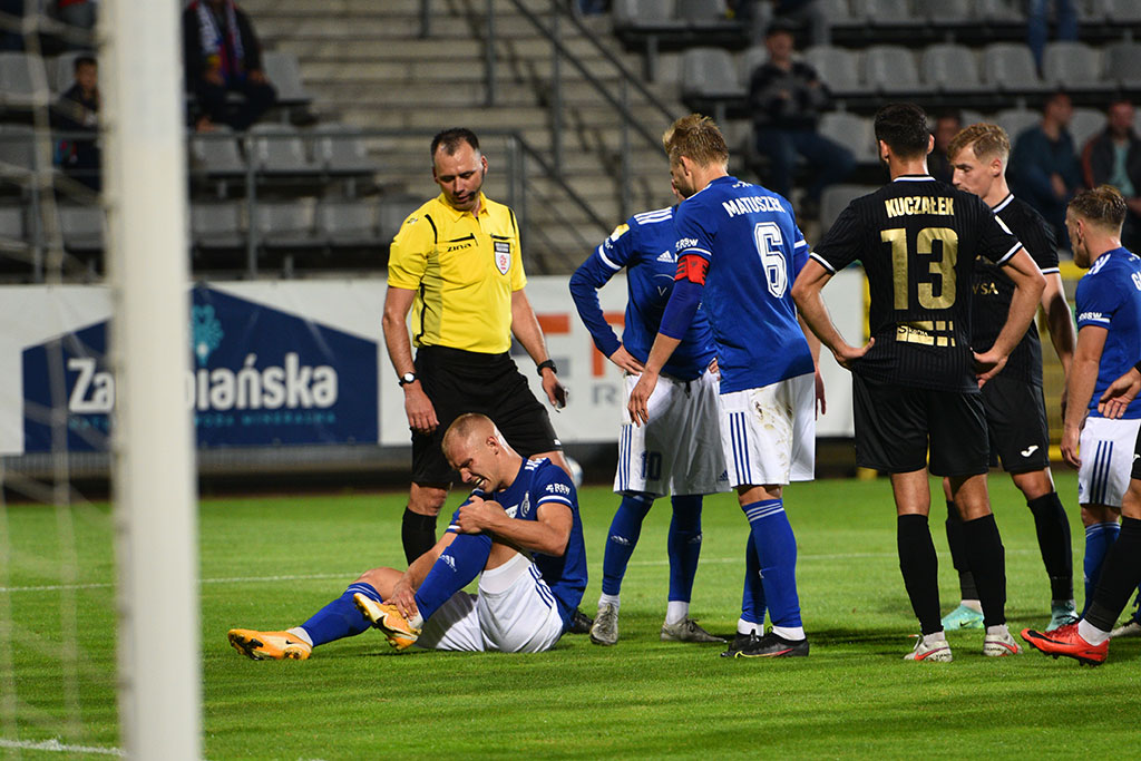 Podział punktów na Orła Białego. Miedź remisuje z Jastrzębiem