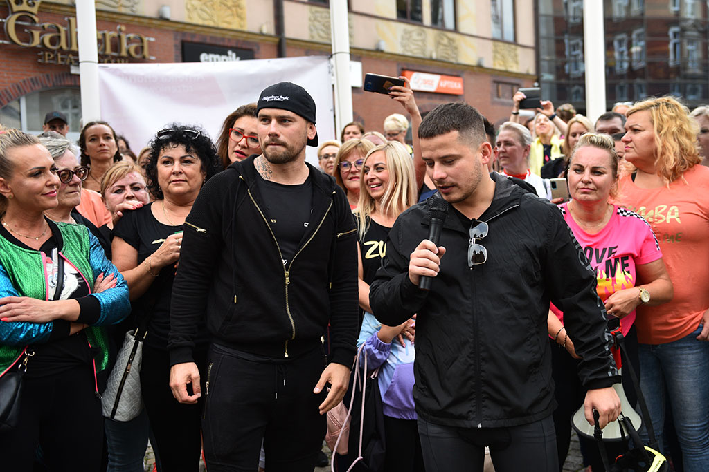 Amelka ma wielkich przyjaciół. Dla niej wsiedli na rowery