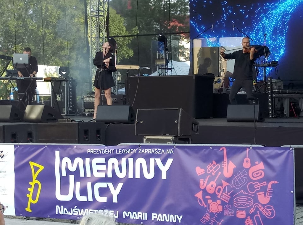 Na etniczną nutę rozpoczął zespół Hylla