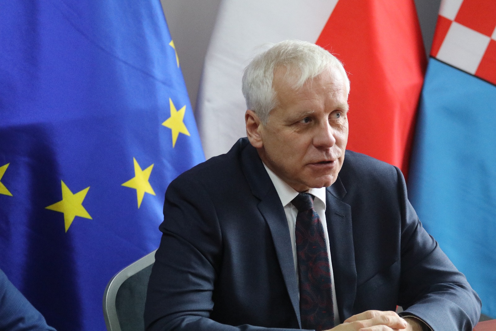 Wojewoda spotkał się z samorządowcami w legnickim starostwie