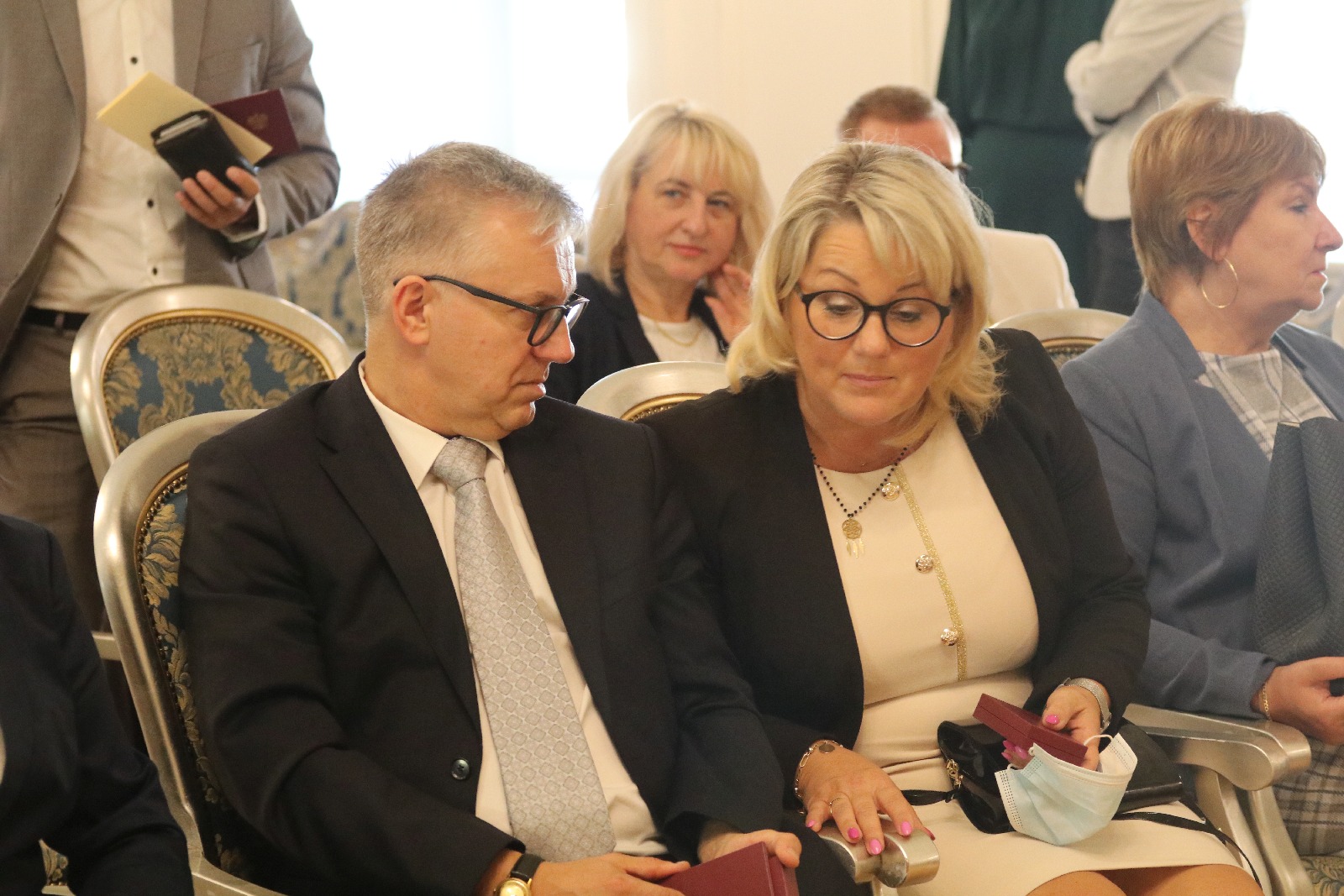 Wręczenie odznaczeń i medali z okazji Dnia Edukacji Narodowej