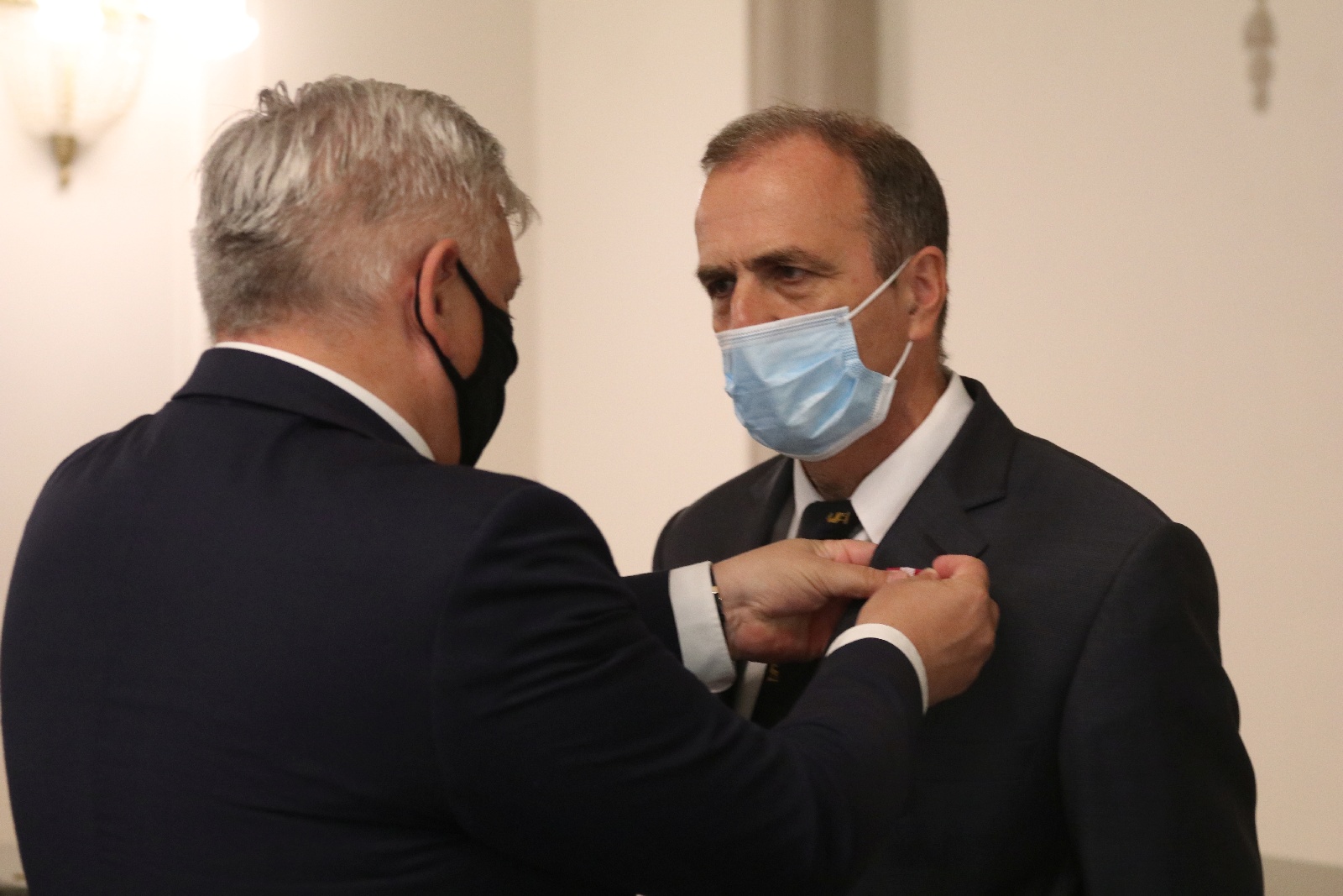 Wręczenie odznaczeń i medali z okazji Dnia Edukacji Narodowej