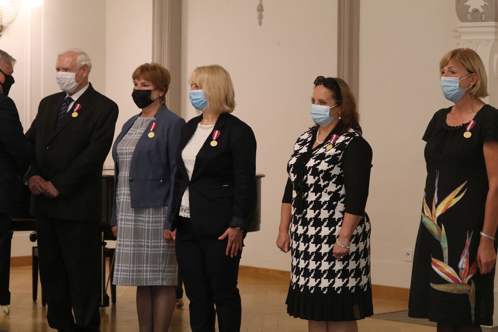 Wręczenie odznaczeń i medali z okazji Dnia Edukacji Narodowej