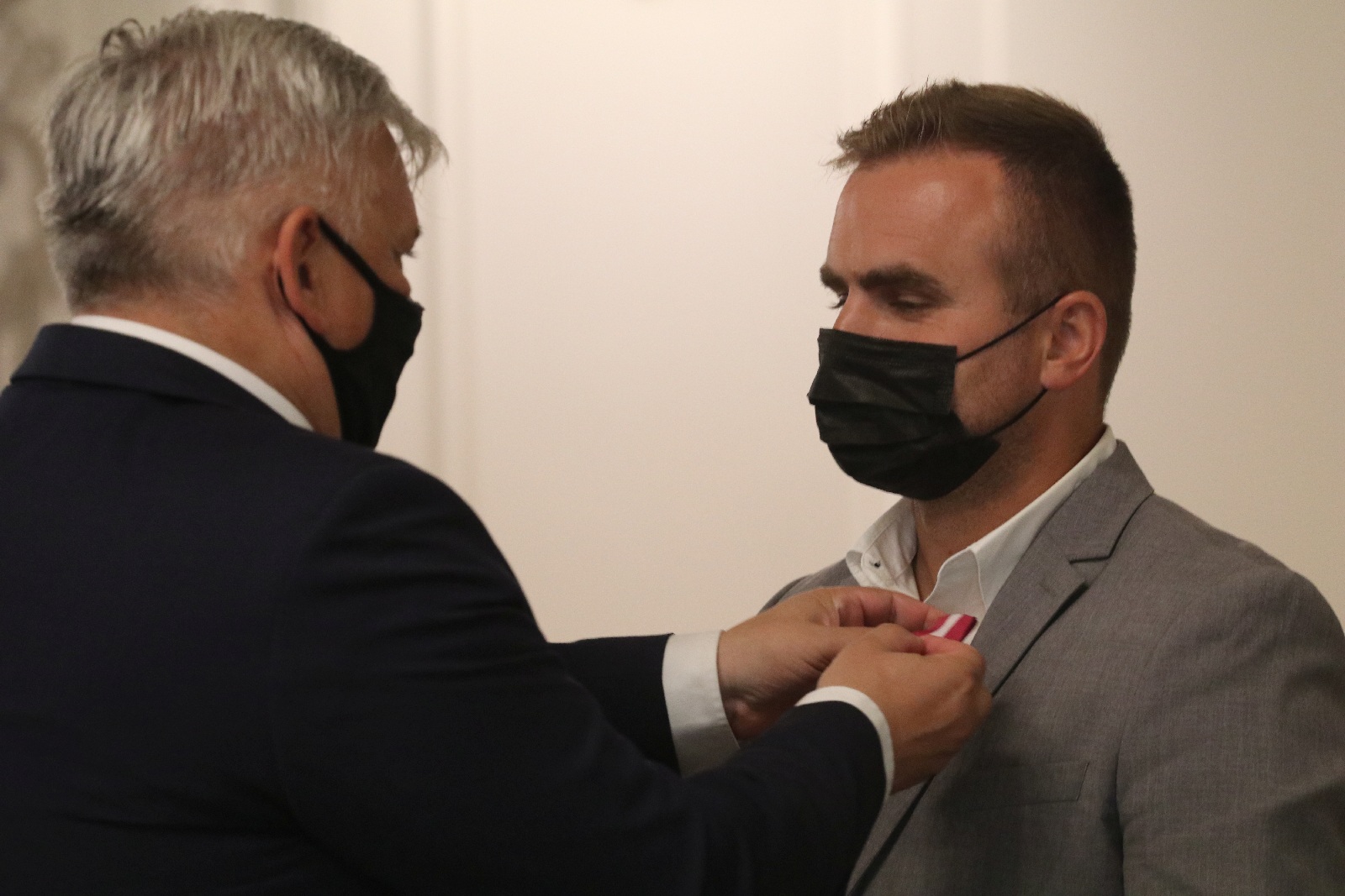 Wręczenie odznaczeń i medali z okazji Dnia Edukacji Narodowej