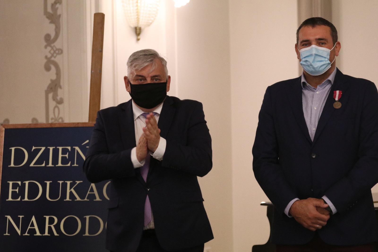 Wręczenie odznaczeń i medali z okazji Dnia Edukacji Narodowej