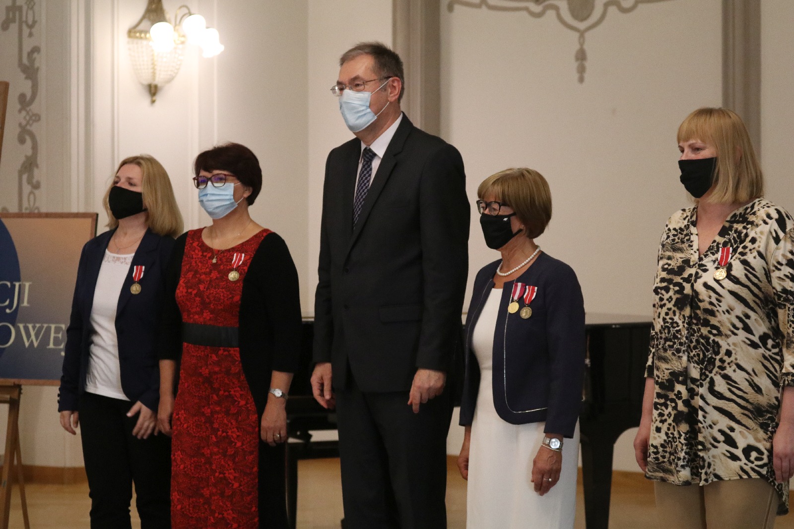 Wręczenie odznaczeń i medali z okazji Dnia Edukacji Narodowej