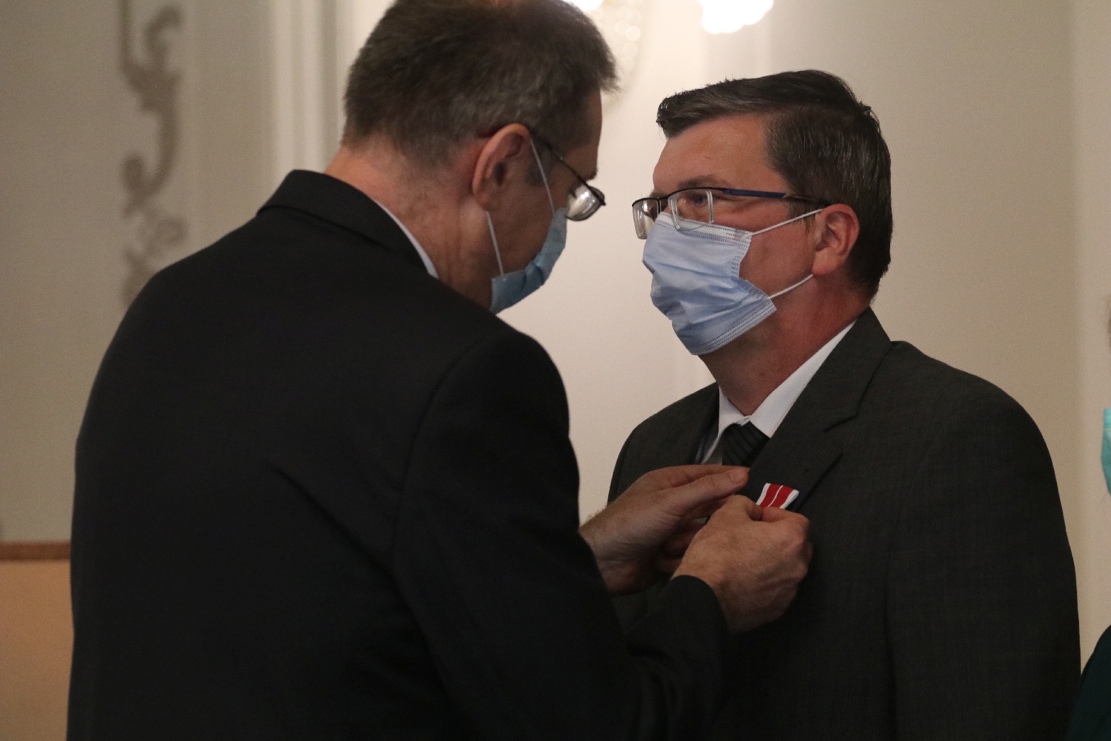Wręczenie odznaczeń i medali z okazji Dnia Edukacji Narodowej