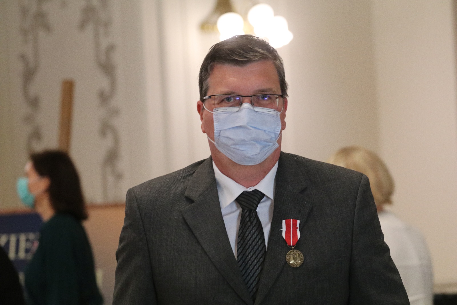 Wręczenie odznaczeń i medali z okazji Dnia Edukacji Narodowej