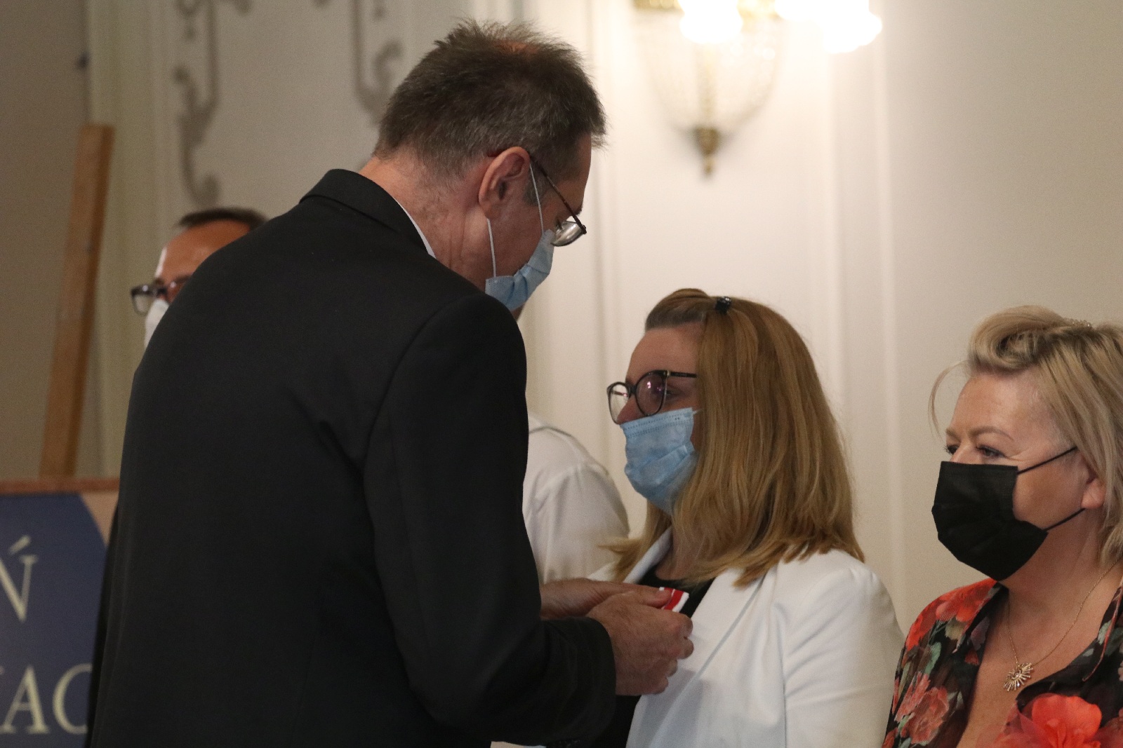 Wręczenie odznaczeń i medali z okazji Dnia Edukacji Narodowej