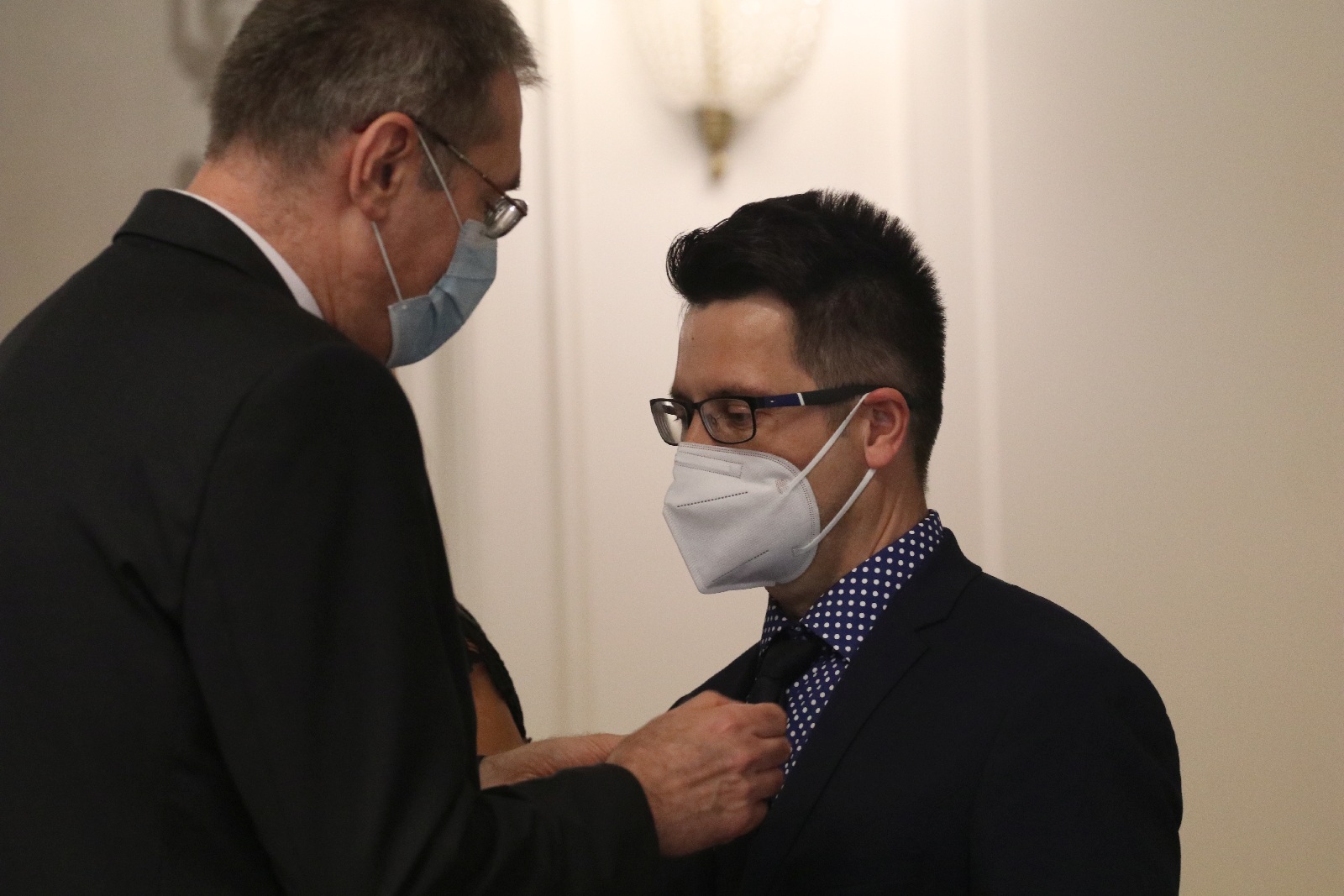 Wręczenie odznaczeń i medali z okazji Dnia Edukacji Narodowej