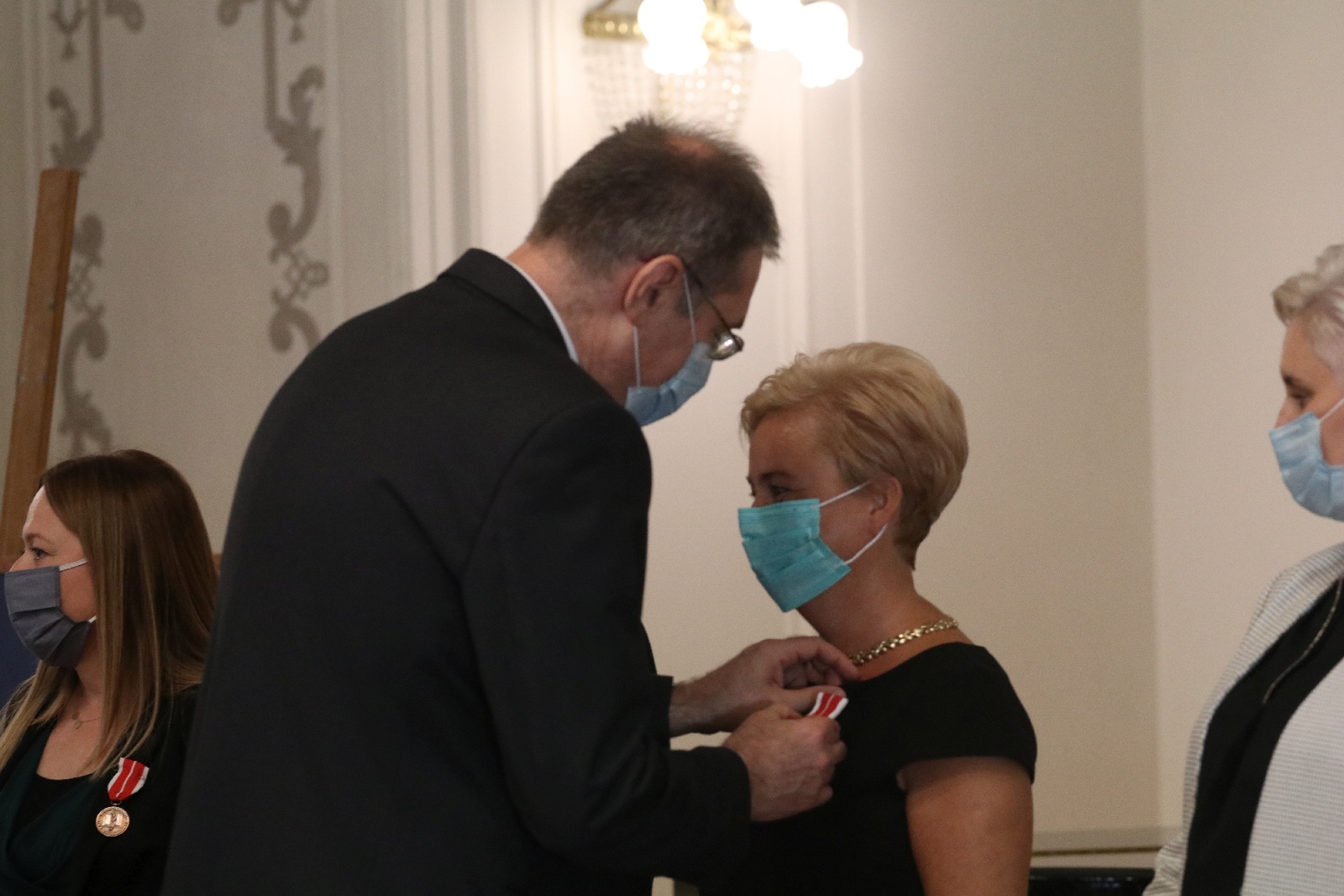 Wręczenie odznaczeń i medali z okazji Dnia Edukacji Narodowej