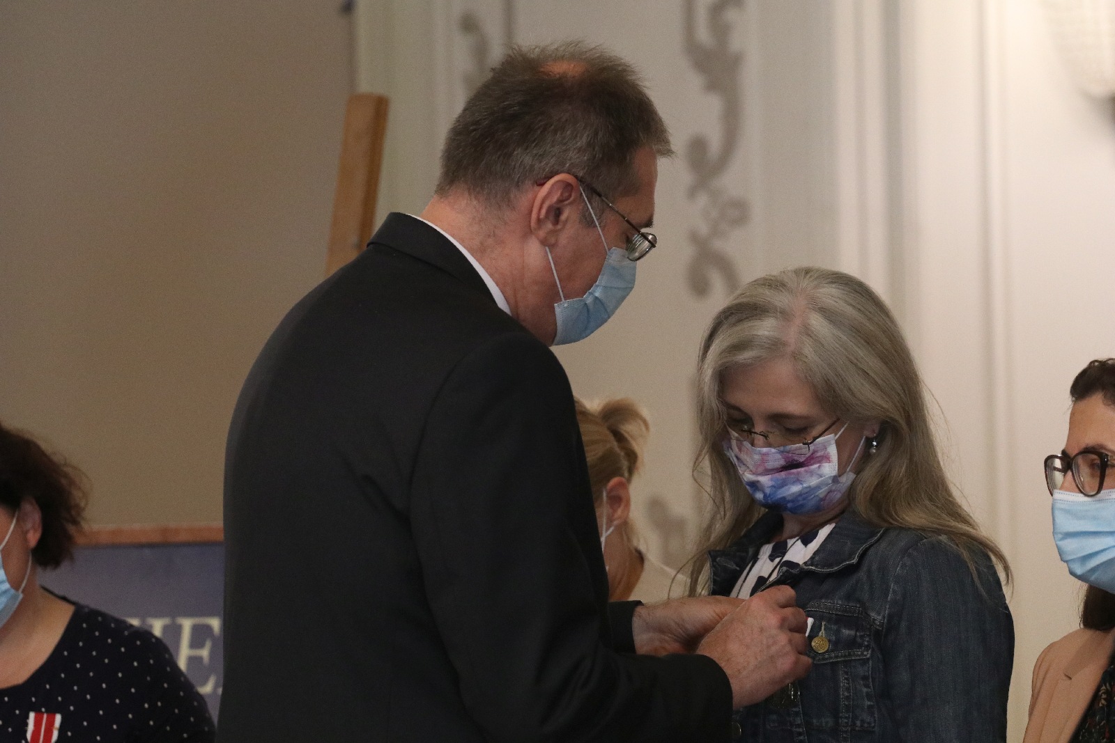 Wręczenie odznaczeń i medali z okazji Dnia Edukacji Narodowej