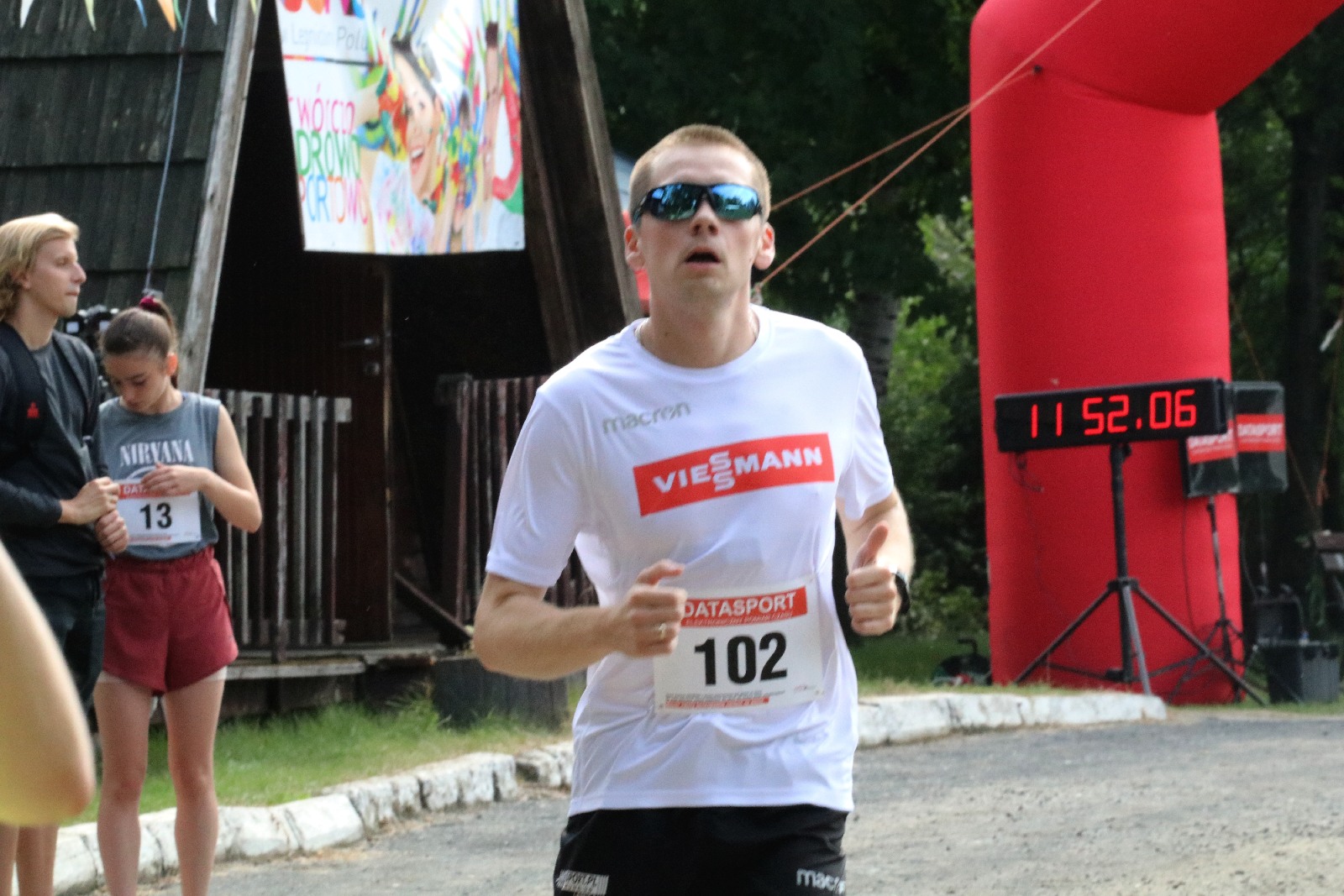 Ponad stu zawodników na trasie Biegu na Legnickich Polach