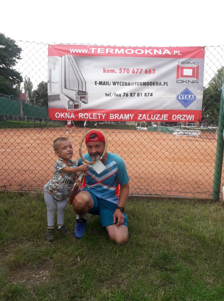 Trwają otwarte amatorskie mistrzostwa Legnicy w tenisie ziemnym