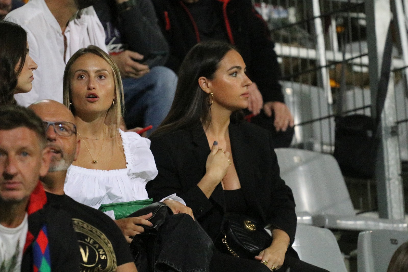 Kibice na meczu Miedzi Legnica z Łódzkim Klubem Sportowym
