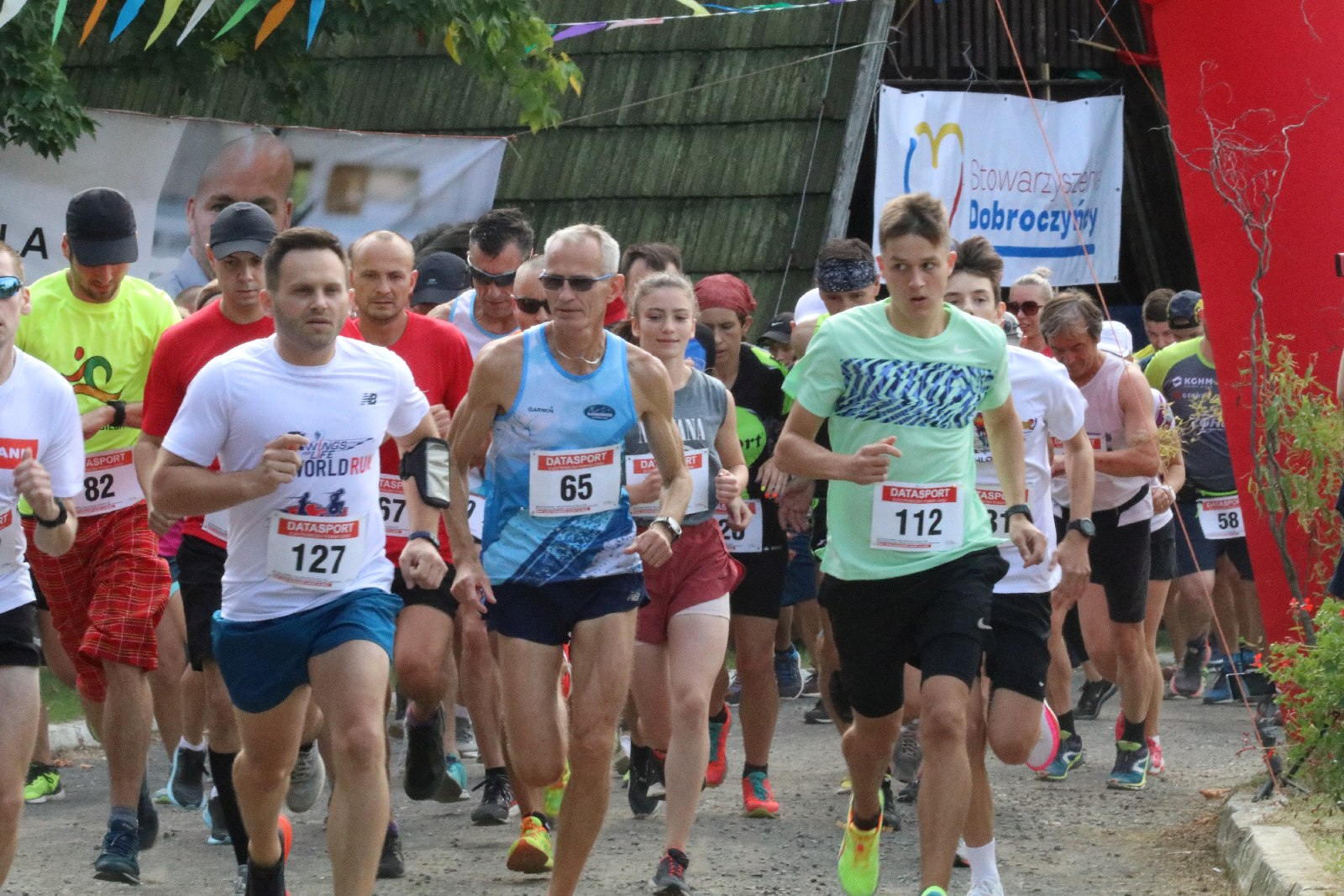 Ponad stu zawodników na trasie Biegu na Legnickich Polach