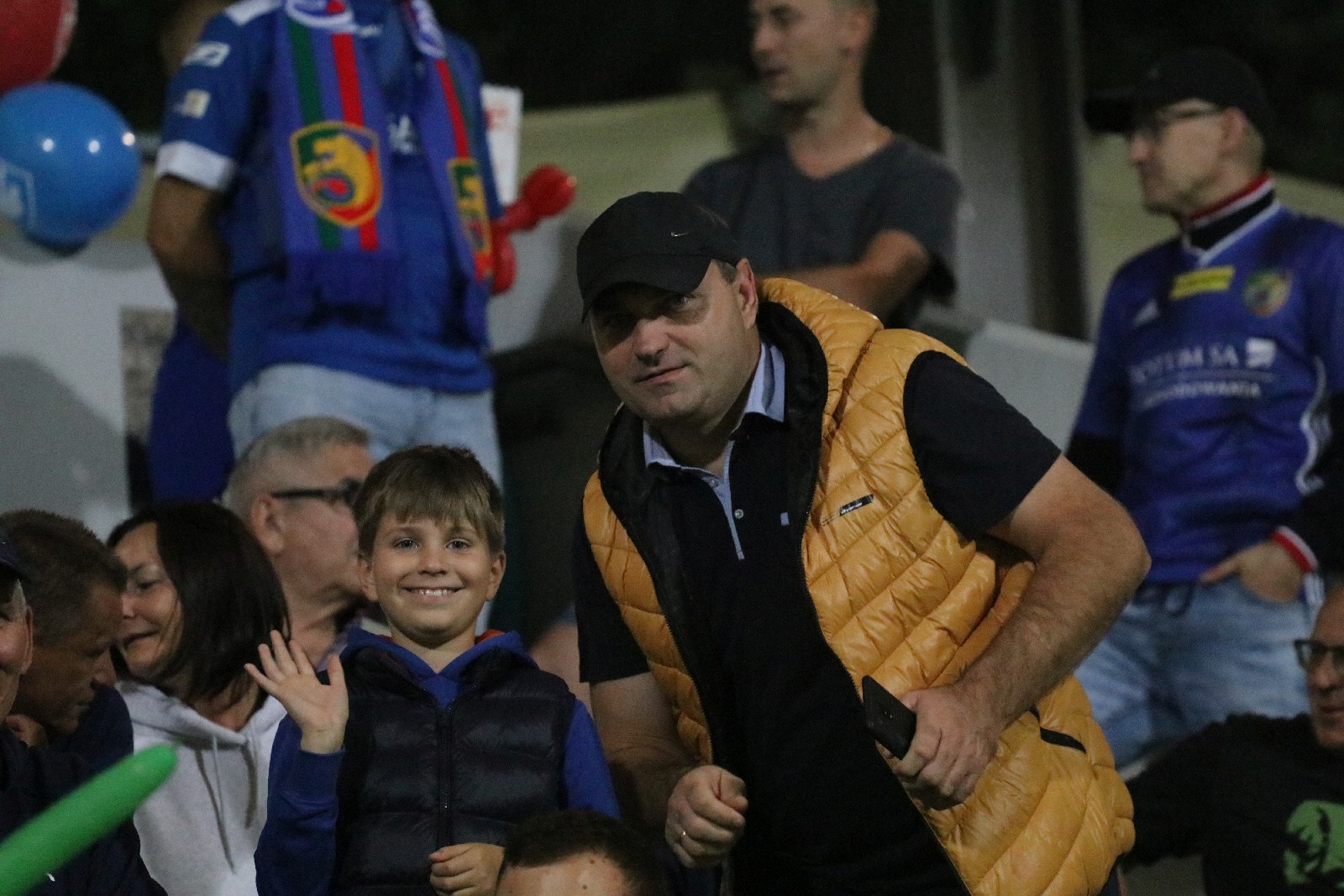 Kibice na meczu Miedzi Legnica z Łódzkim Klubem Sportowym