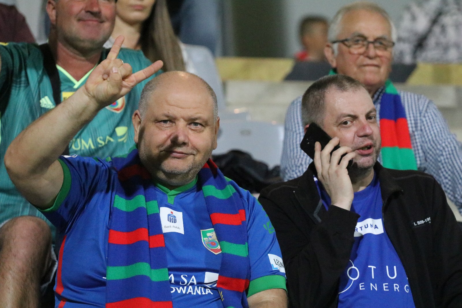 Kibice na meczu Miedzi Legnica z Łódzkim Klubem Sportowym