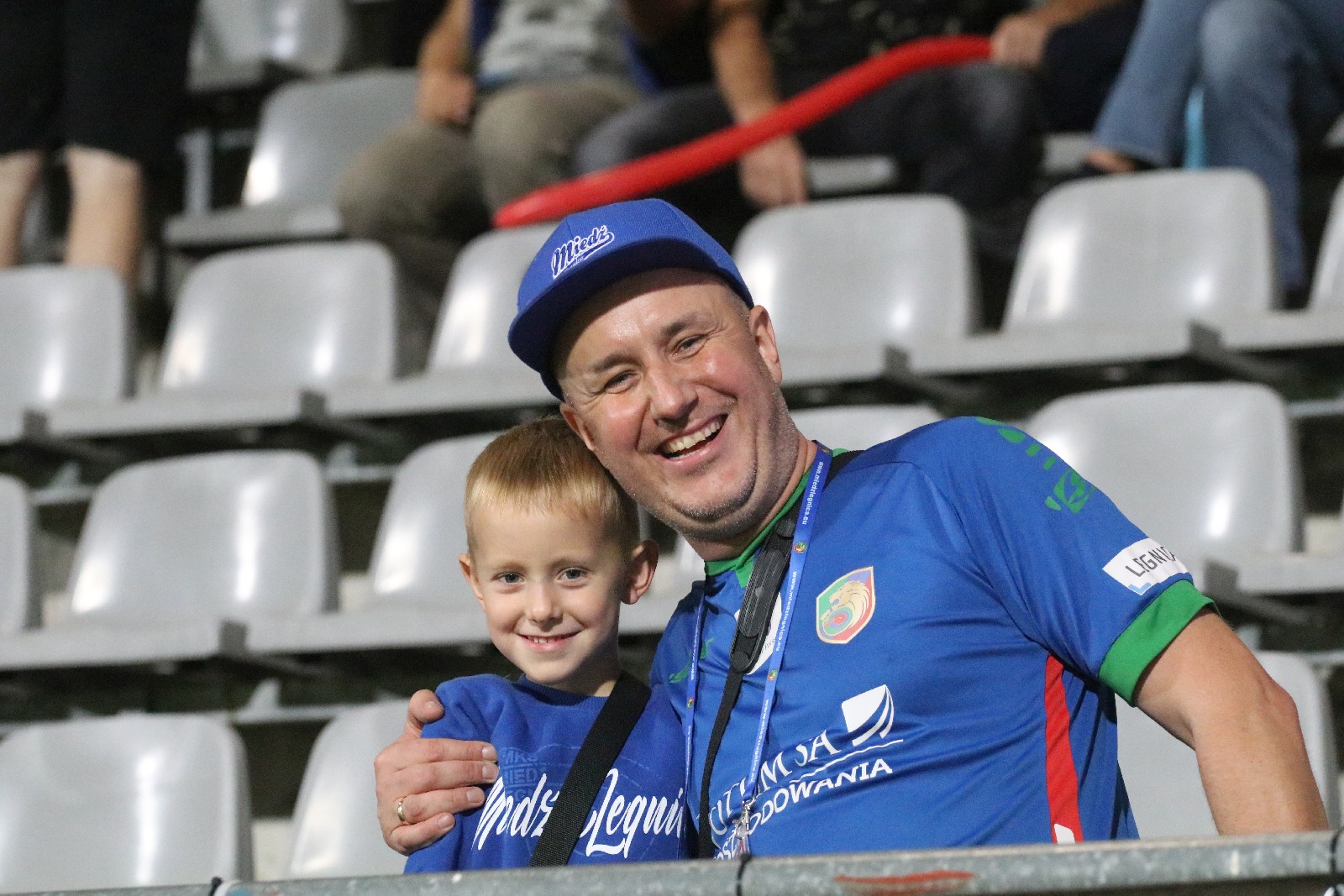 Kibice na meczu Miedzi Legnica z Łódzkim Klubem Sportowym