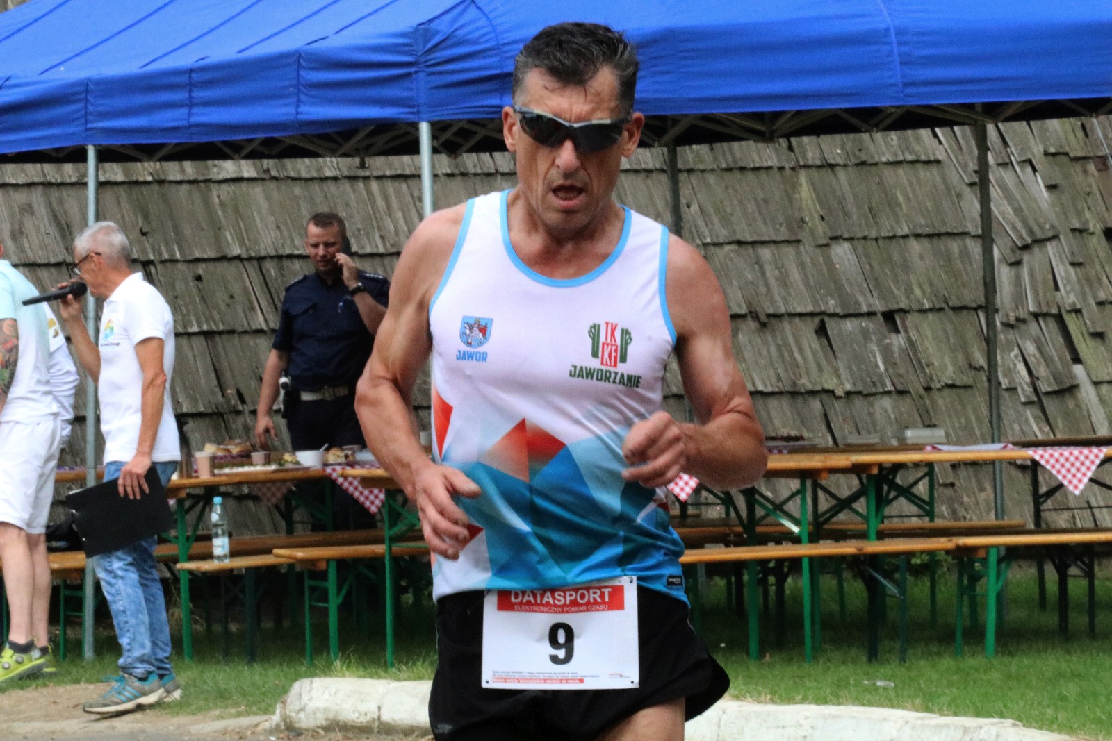 Ponad stu zawodników na trasie Biegu na Legnickich Polach