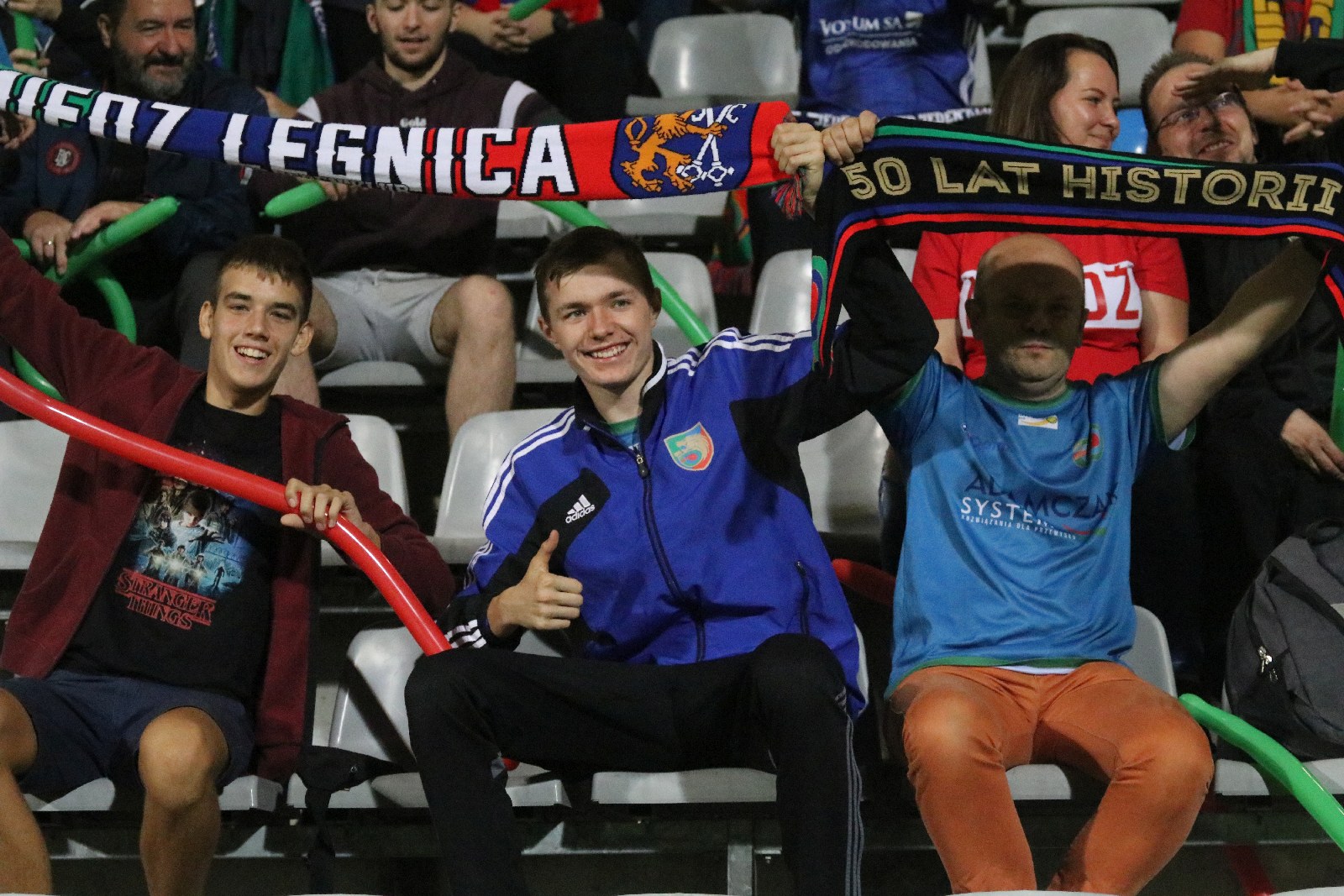 Kibice na meczu Miedzi Legnica z Łódzkim Klubem Sportowym