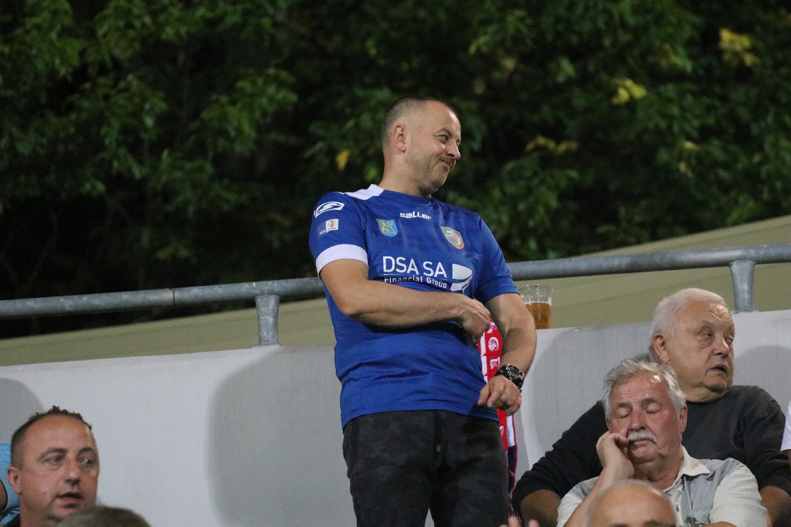 Kibice na meczu Miedzi Legnica z Łódzkim Klubem Sportowym