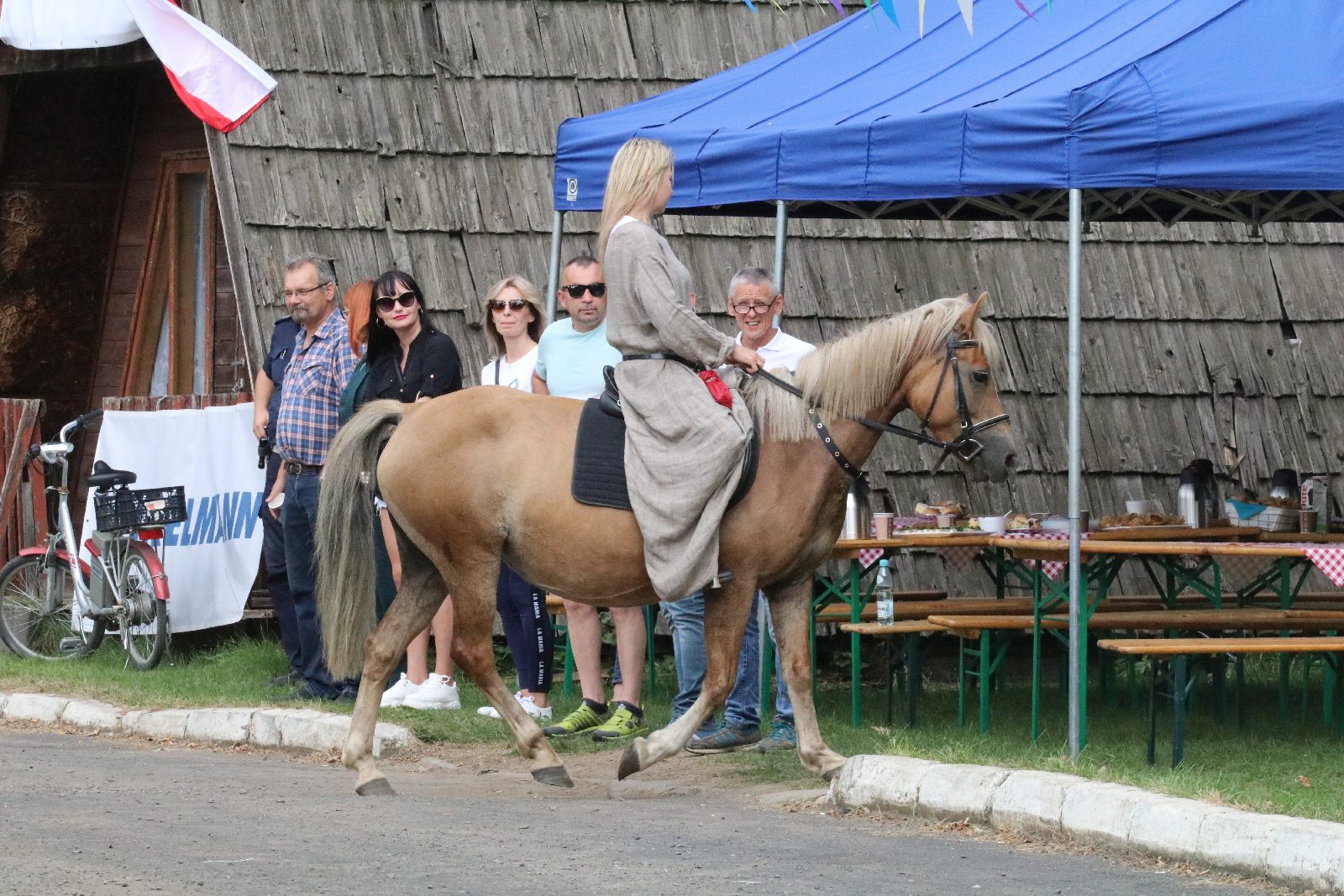Ponad stu zawodników na trasie Biegu na Legnickich Polach