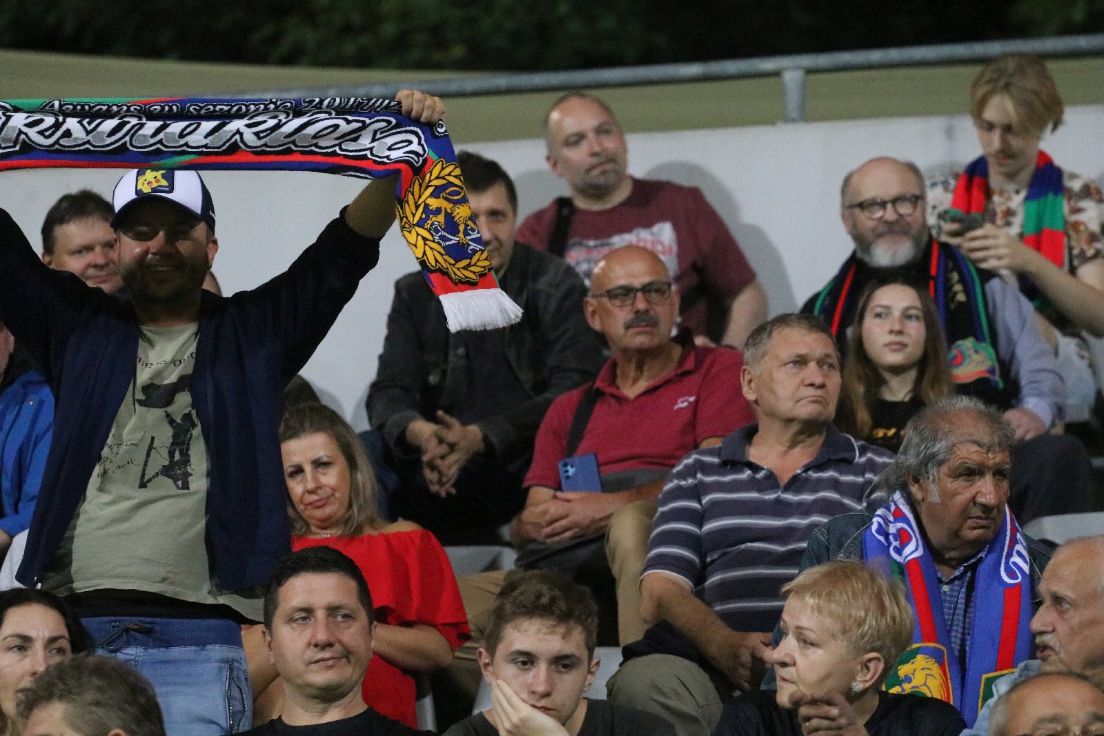 Kibice na meczu Miedzi Legnica z Łódzkim Klubem Sportowym