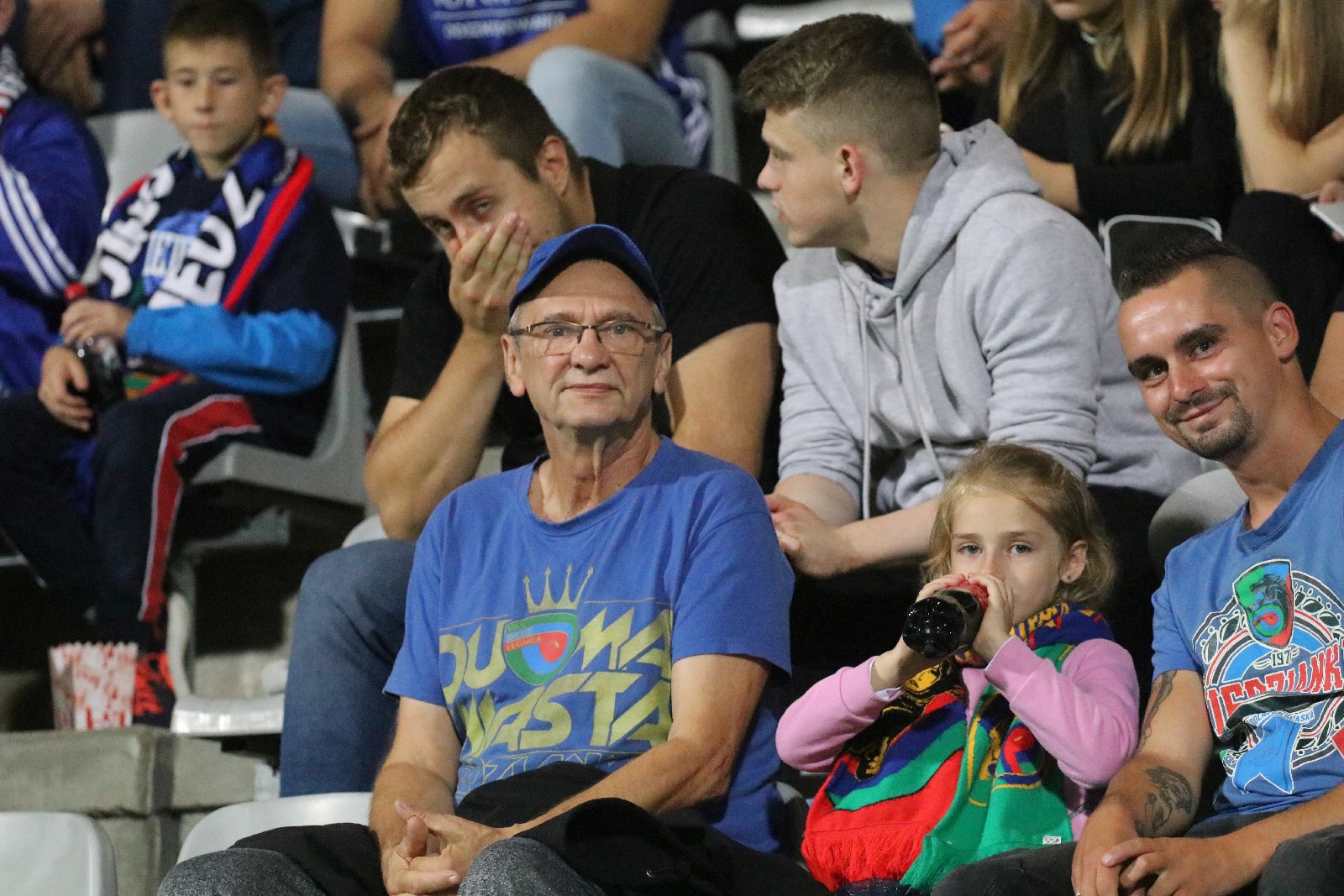 Kibice na meczu Miedzi Legnica z Łódzkim Klubem Sportowym