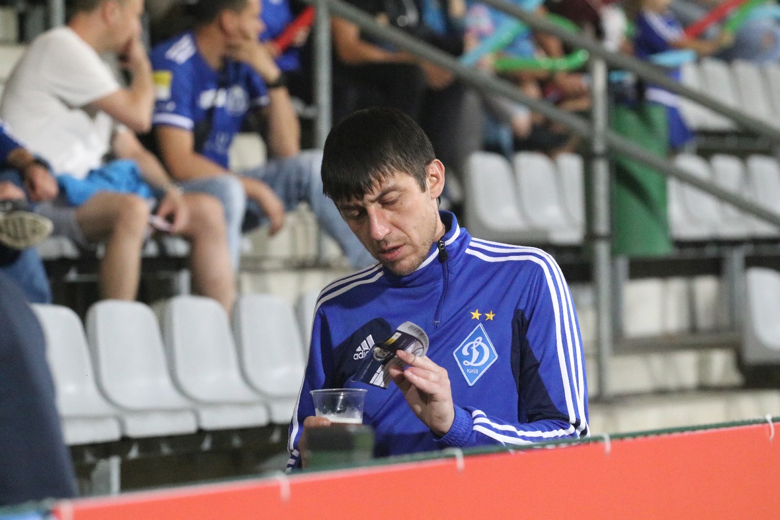Kibice na meczu Miedzi Legnica z Łódzkim Klubem Sportowym