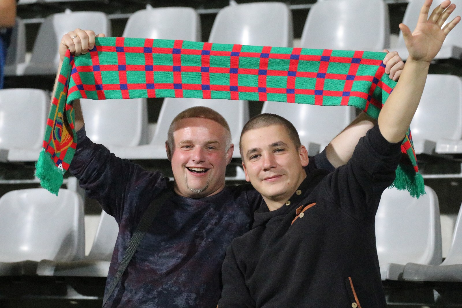 Kibice na meczu Miedzi Legnica z Łódzkim Klubem Sportowym