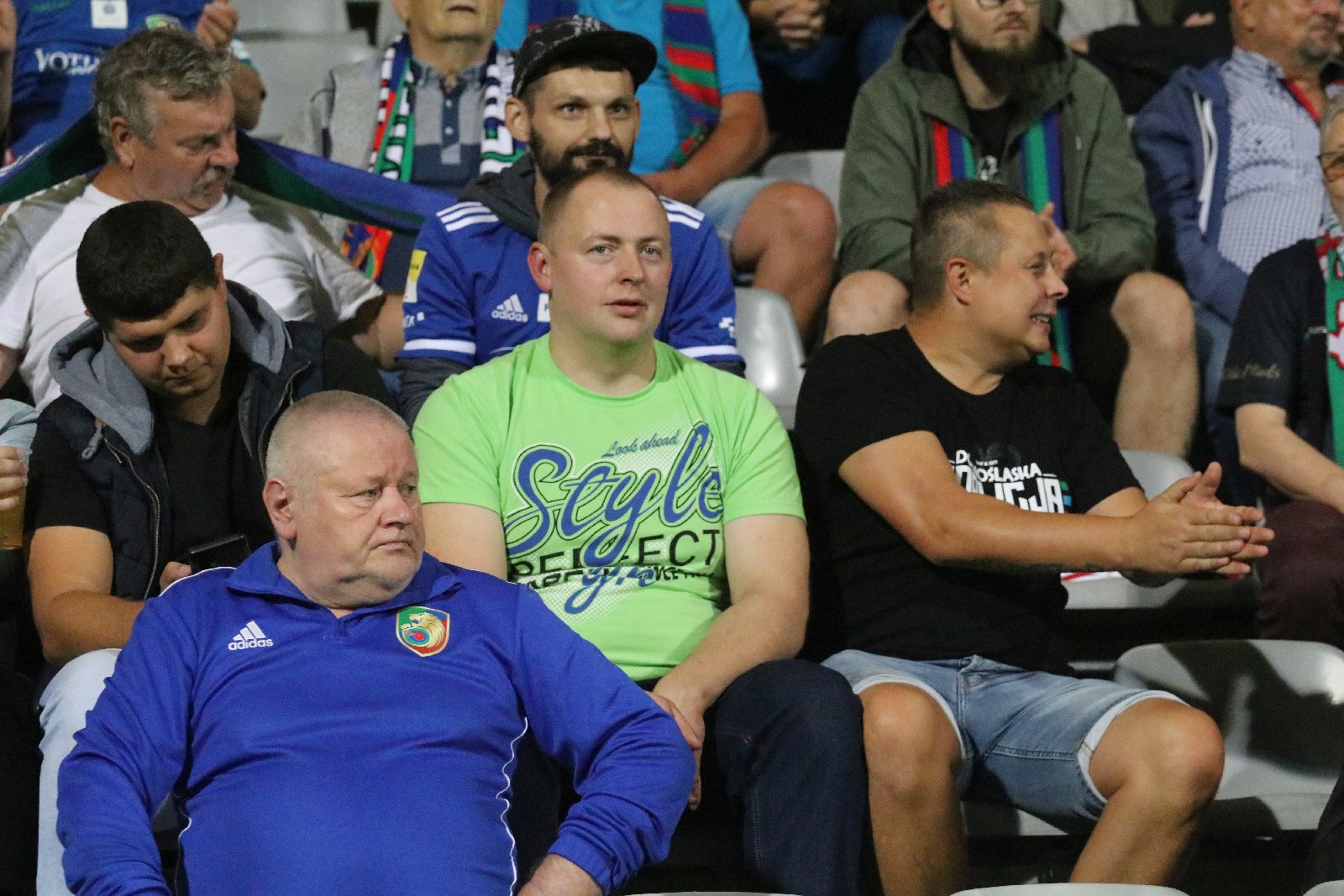 Kibice na meczu Miedzi Legnica z Łódzkim Klubem Sportowym