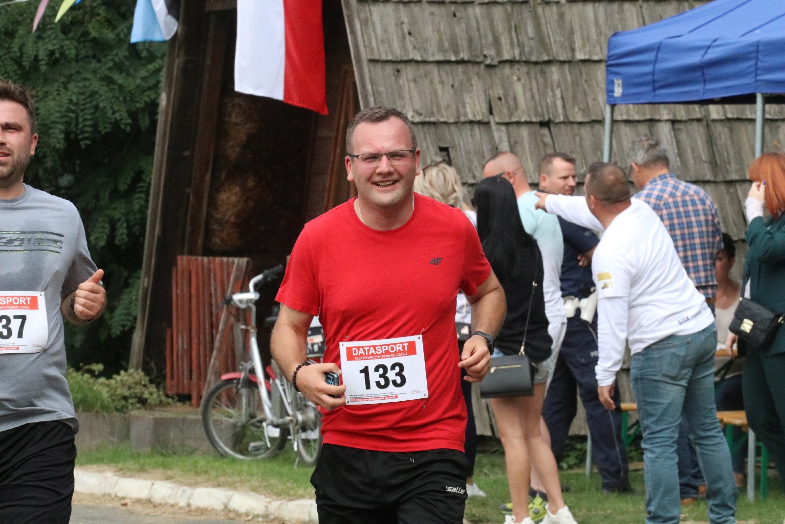 Ponad stu zawodników na trasie Biegu na Legnickich Polach