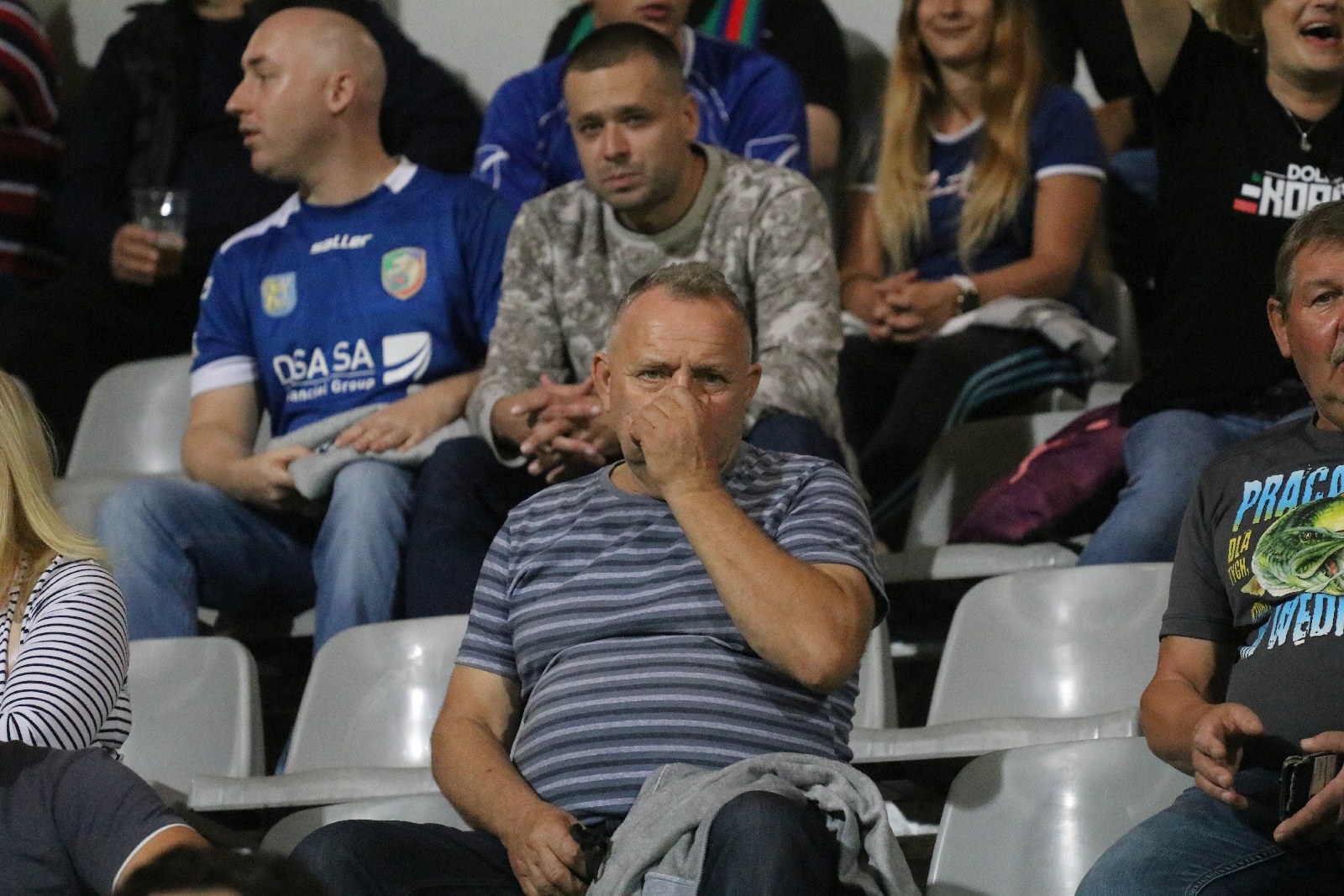 Kibice na meczu Miedzi Legnica z Łódzkim Klubem Sportowym