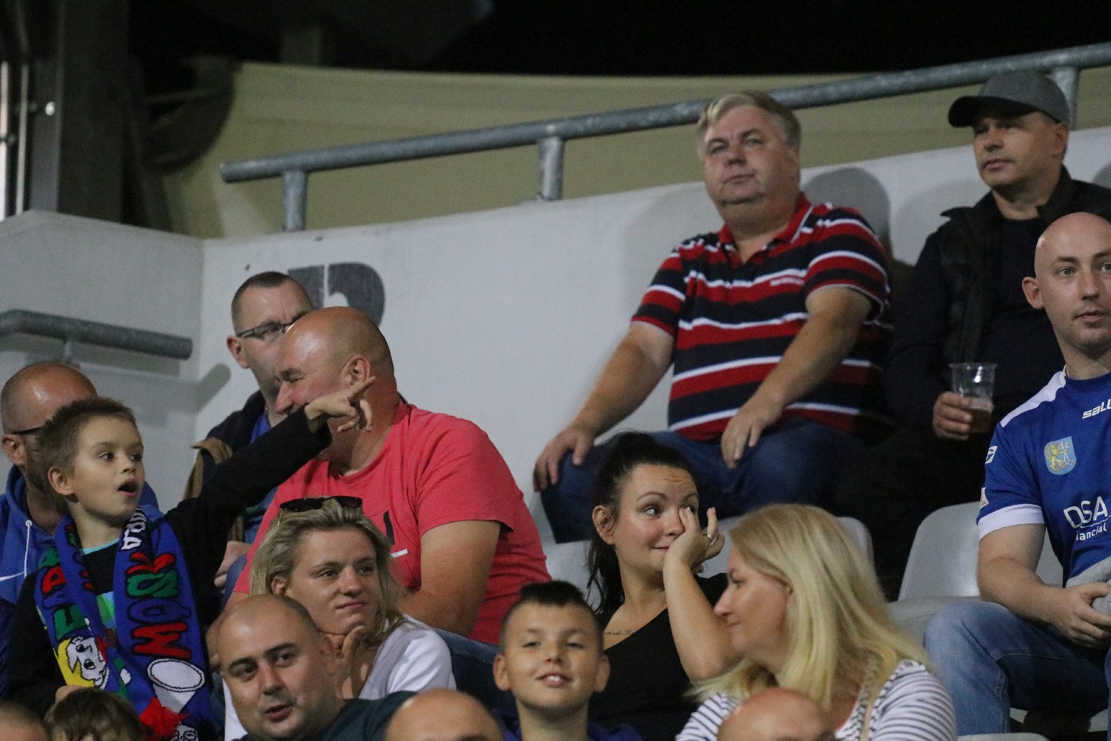 Kibice na meczu Miedzi Legnica z Łódzkim Klubem Sportowym