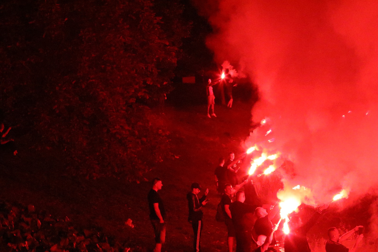 Kibice na meczu Miedzi Legnica z Łódzkim Klubem Sportowym