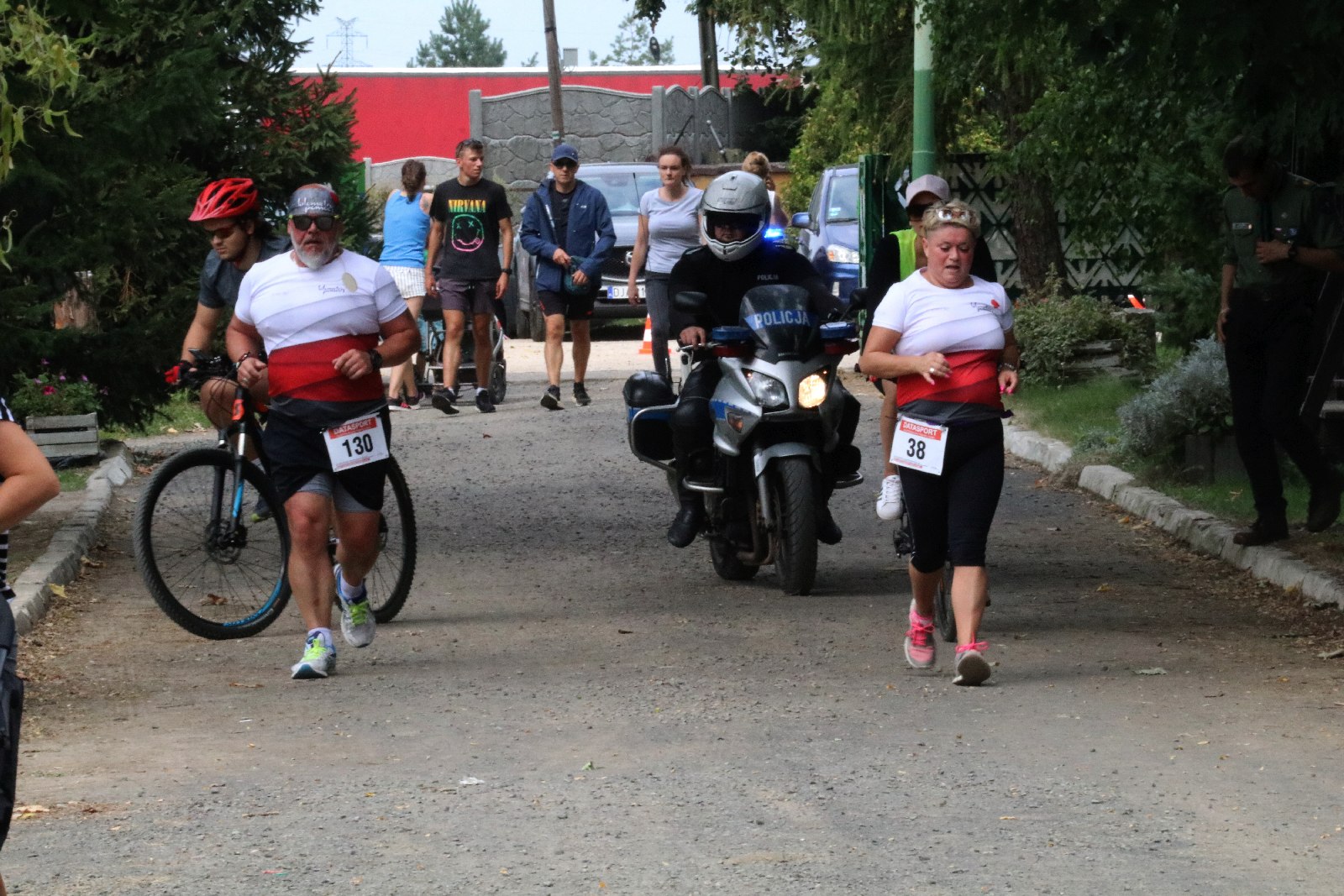 Ponad stu zawodników na trasie Biegu na Legnickich Polach