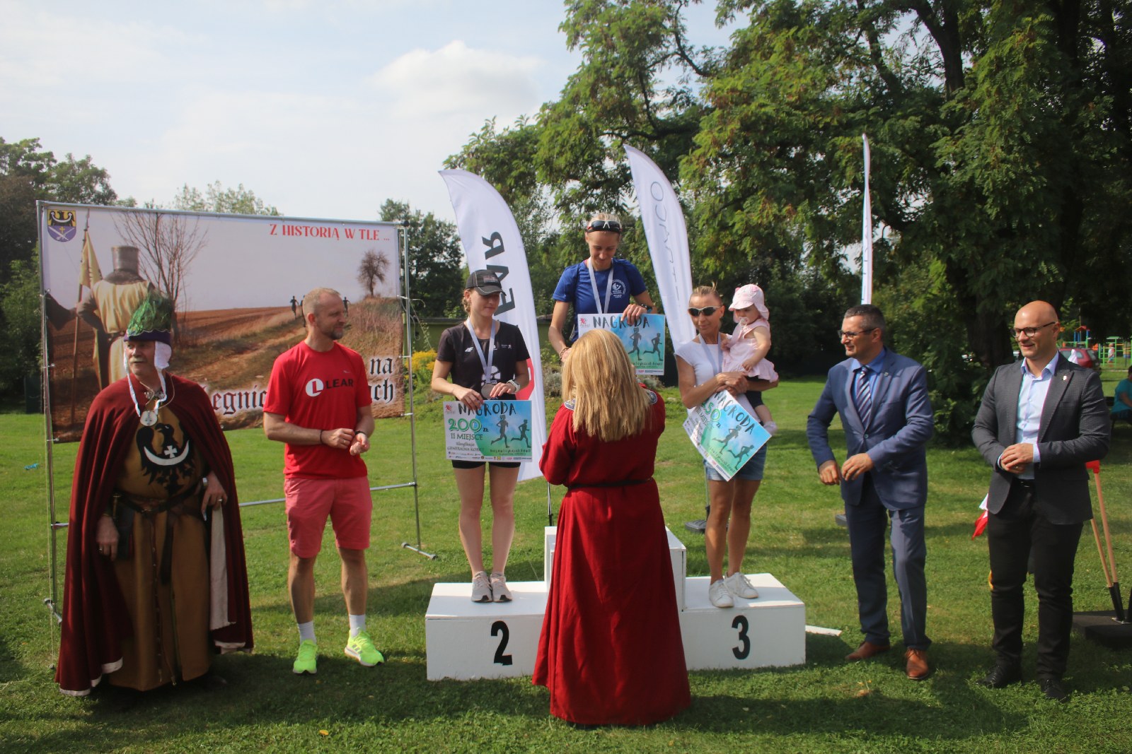 Ponad stu zawodników na trasie Biegu na Legnickich Polach