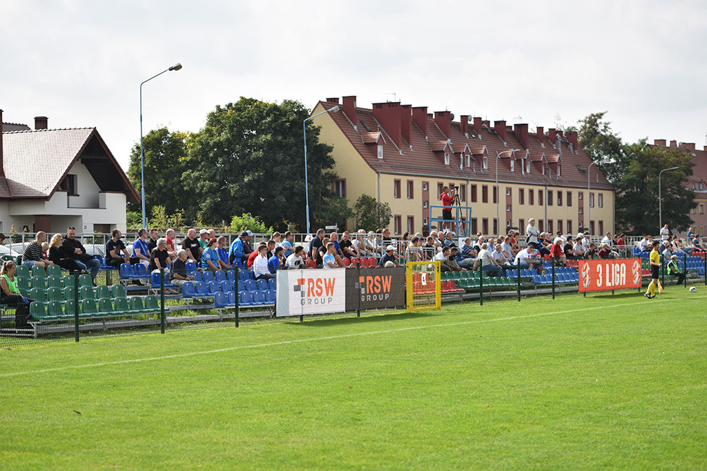 Przełamanie rezerw Miedzi. Zwycięstwo nad Karkonoszami