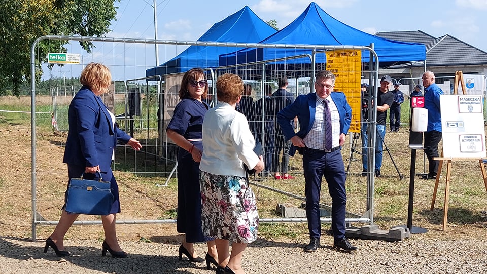 Pierwszy w kraju modułowy posterunek powstaje w Prochowicach