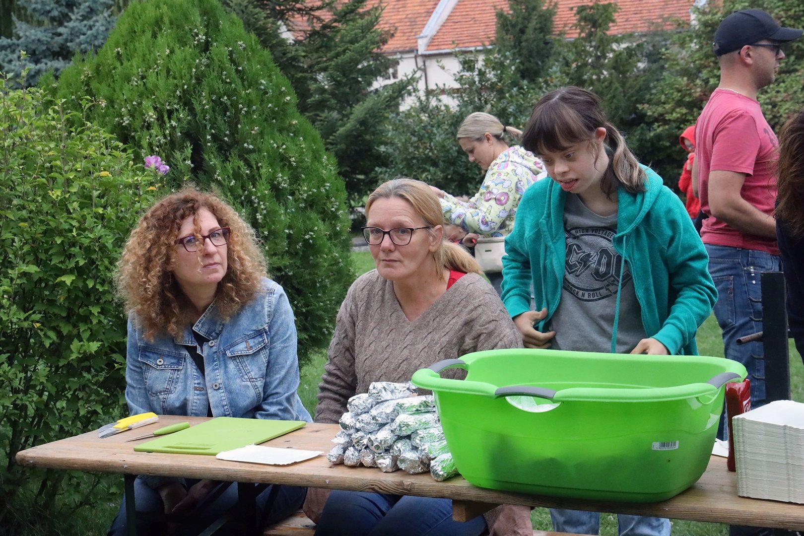 Radosna zabawa podopiecznych Stowarzyszenia „Otwórz Serce”