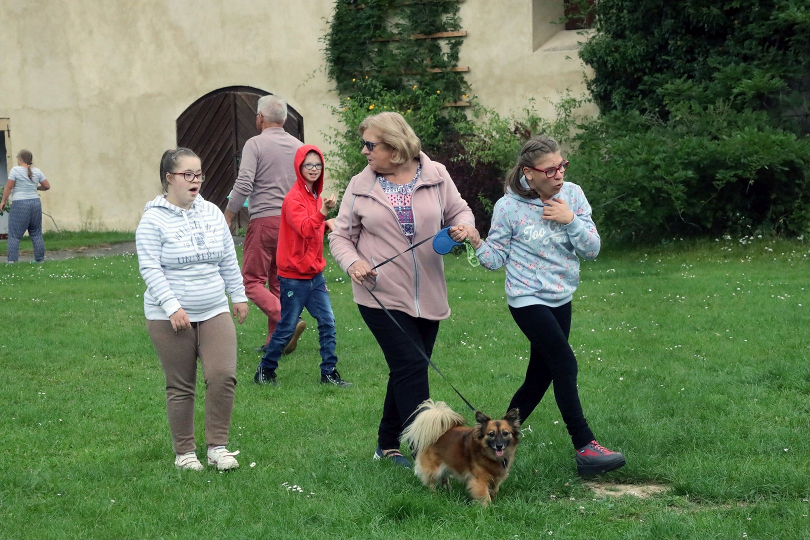 Radosna zabawa podopiecznych Stowarzyszenia „Otwórz Serce”