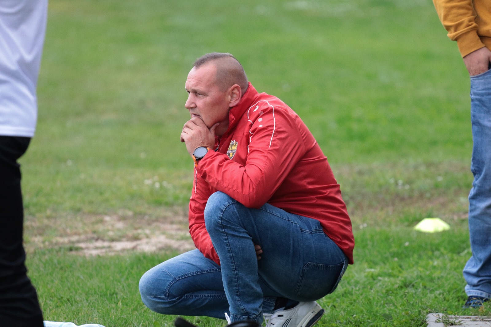 Derby na remis. Podział punktów w starciu Kolejarza z Dębem