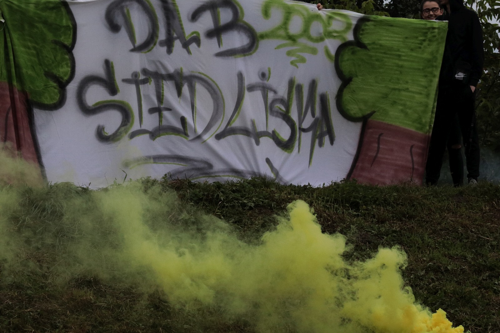 Derby na remis. Podział punktów w starciu Kolejarza z Dębem