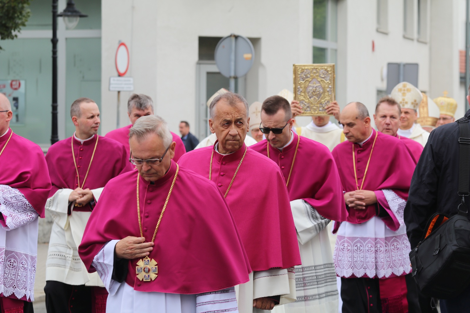 Ingres Księdza Biskupa Legnickiego Andrzeja Siemieniewskiego